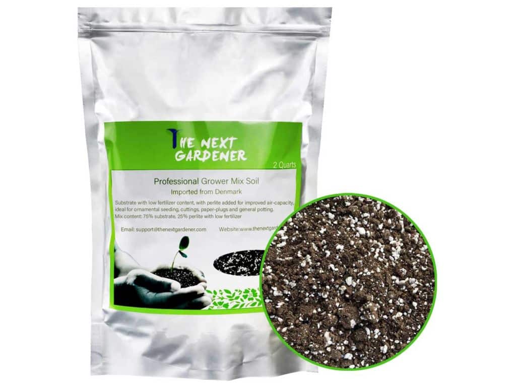 Professional Grower Potting Soil Mix Fast Draining Pre-Mixed Coarse Blend (2 Quarts)