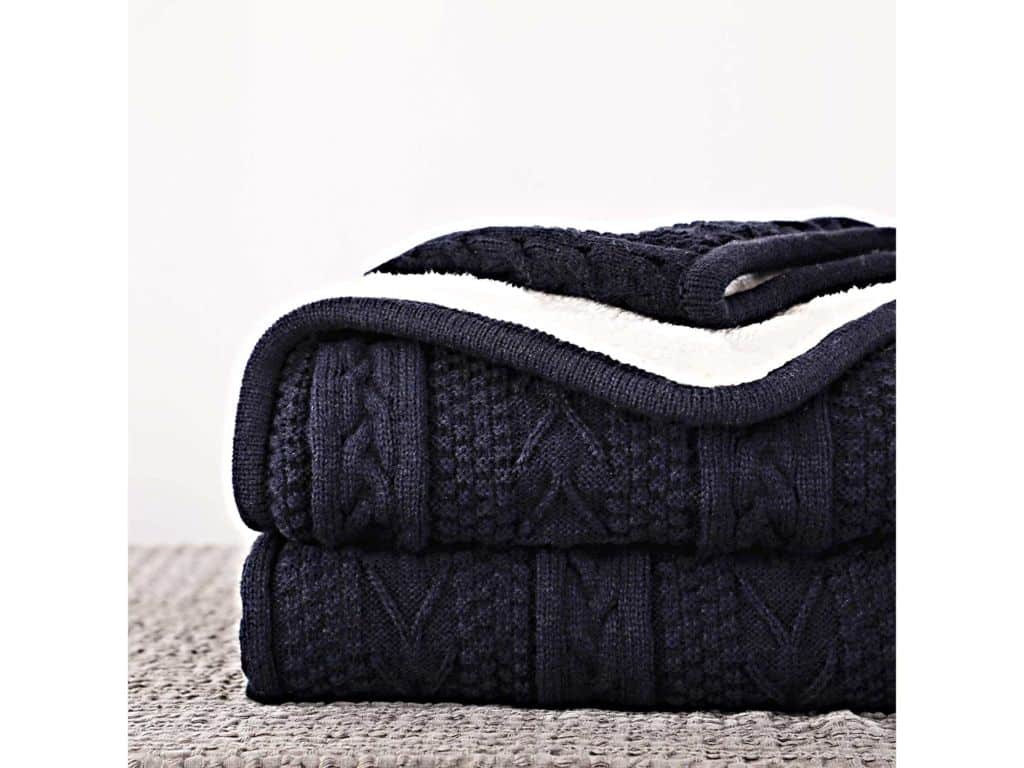 Longhui bedding Acrylic Cable Knit Sherpa Throw Blanket