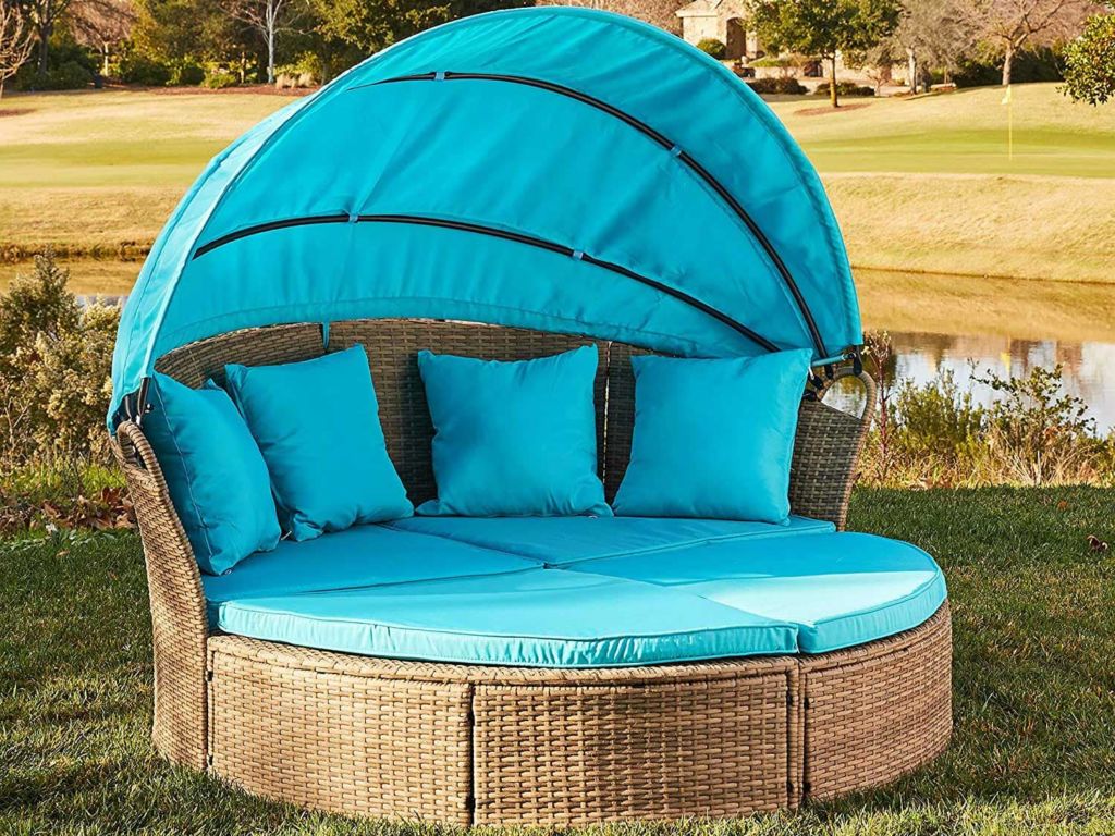 M&W Patio Furniture Round Outdoor Daybed with Retractable Canopy and Soft Cushions, PE Wicker Rattan Sectional Sofa Set for Lawn Garden Backyard Pool