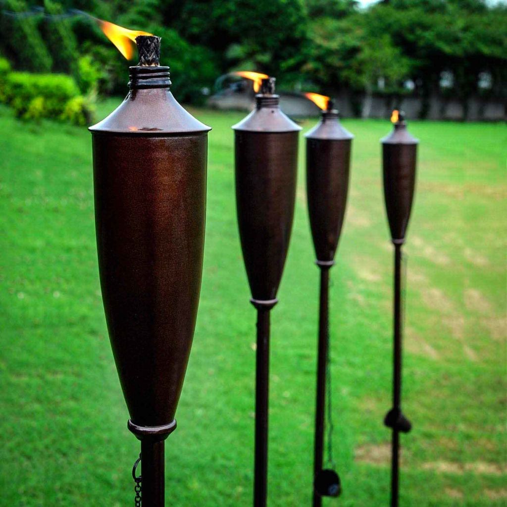 Tikki Torch - Deco Home Set of 4 Tikki Torch - 60inch Citronella Garden Outdoor/Patio Flame Metal Torch - Brown