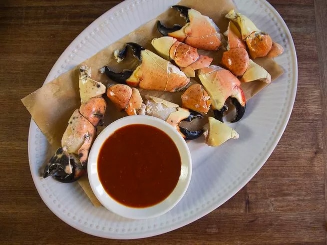 stone crab cocktail dipping sauce