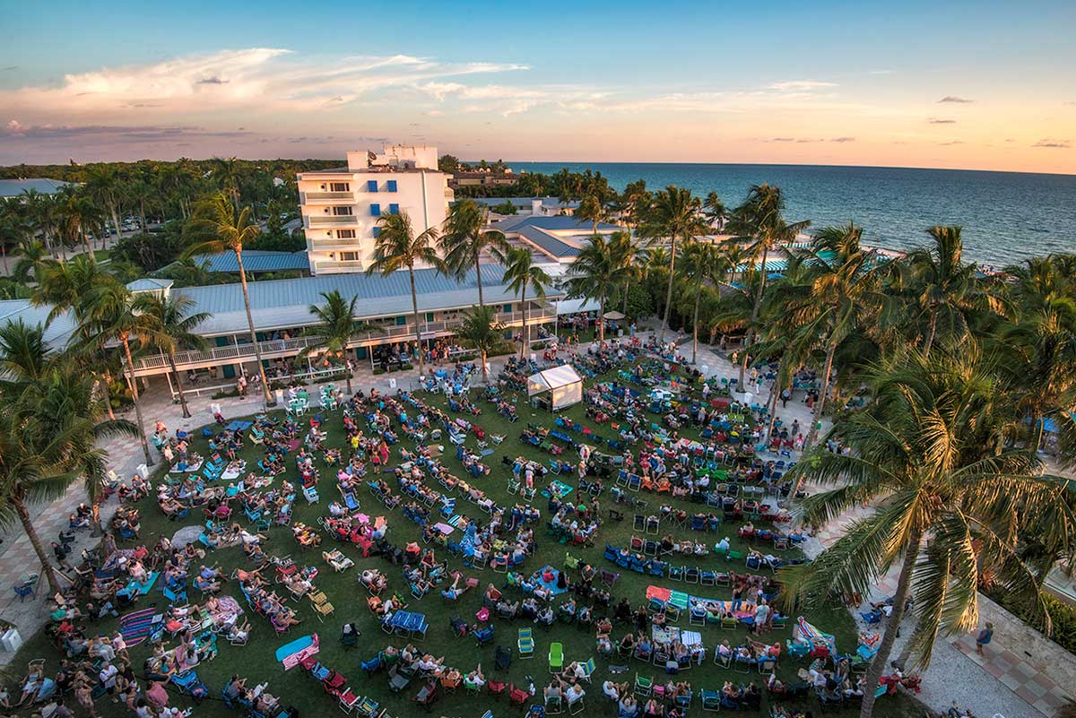 naples beach hotel