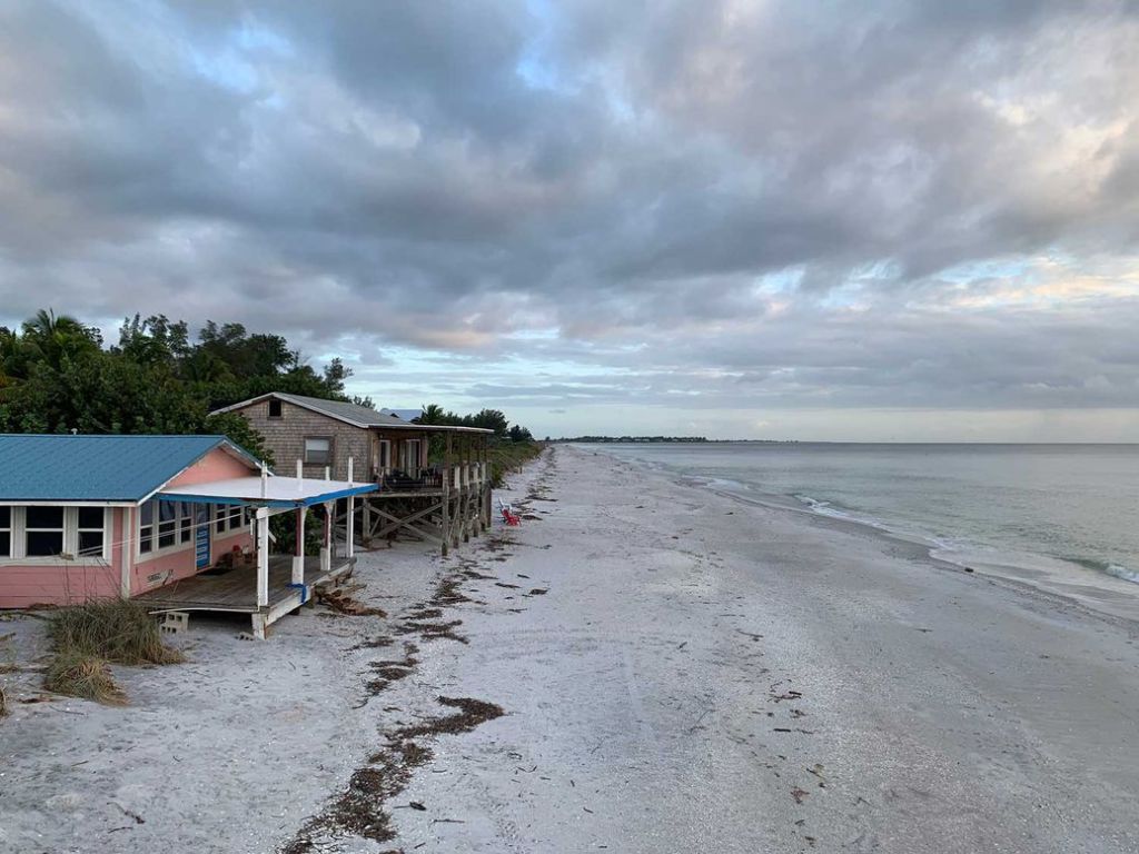 Deserted beach on Little Gasparilla